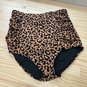 Coral Reef Swim Sun Baked Bottoms Leopard Size Large NWOT